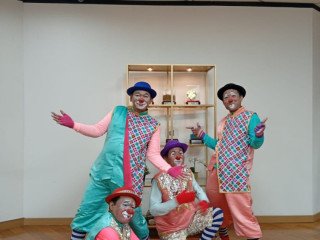 akrobat-show-citra-studio