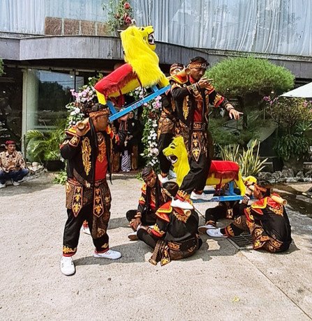 sisingaan-citra-kencana-big-0