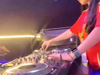dj-disk-jockey-parama-studio