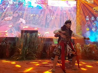 reog-ponorogo-suromenggolo
